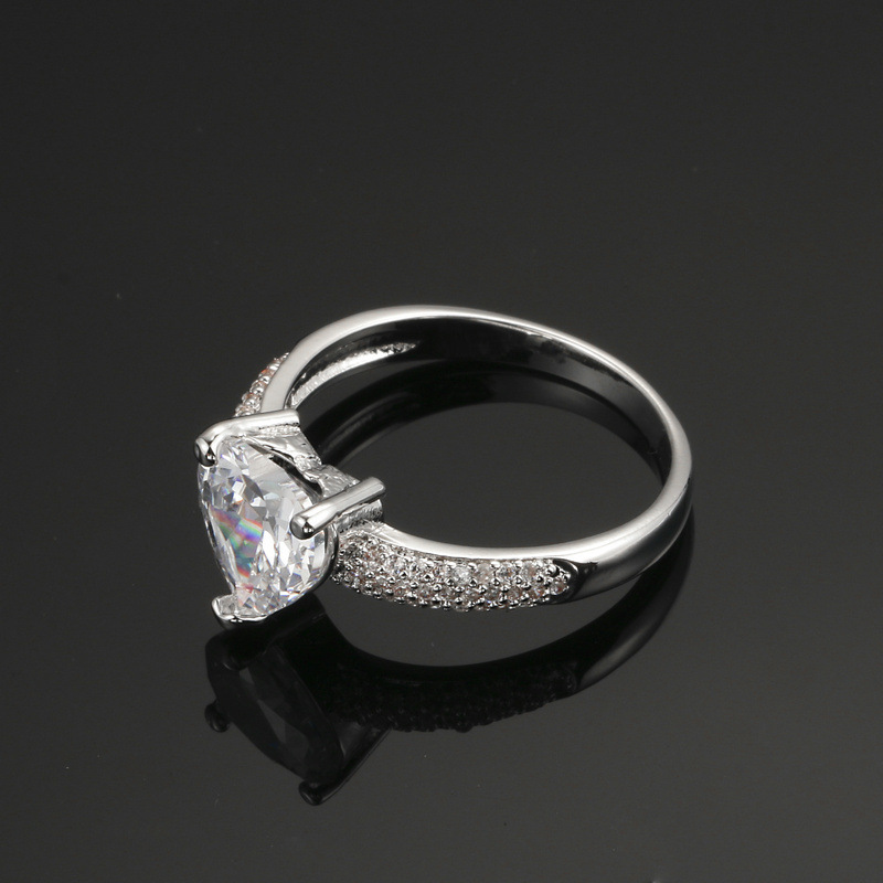 Bague en zircon en forme de cœur plaquée or blanc – Image 7