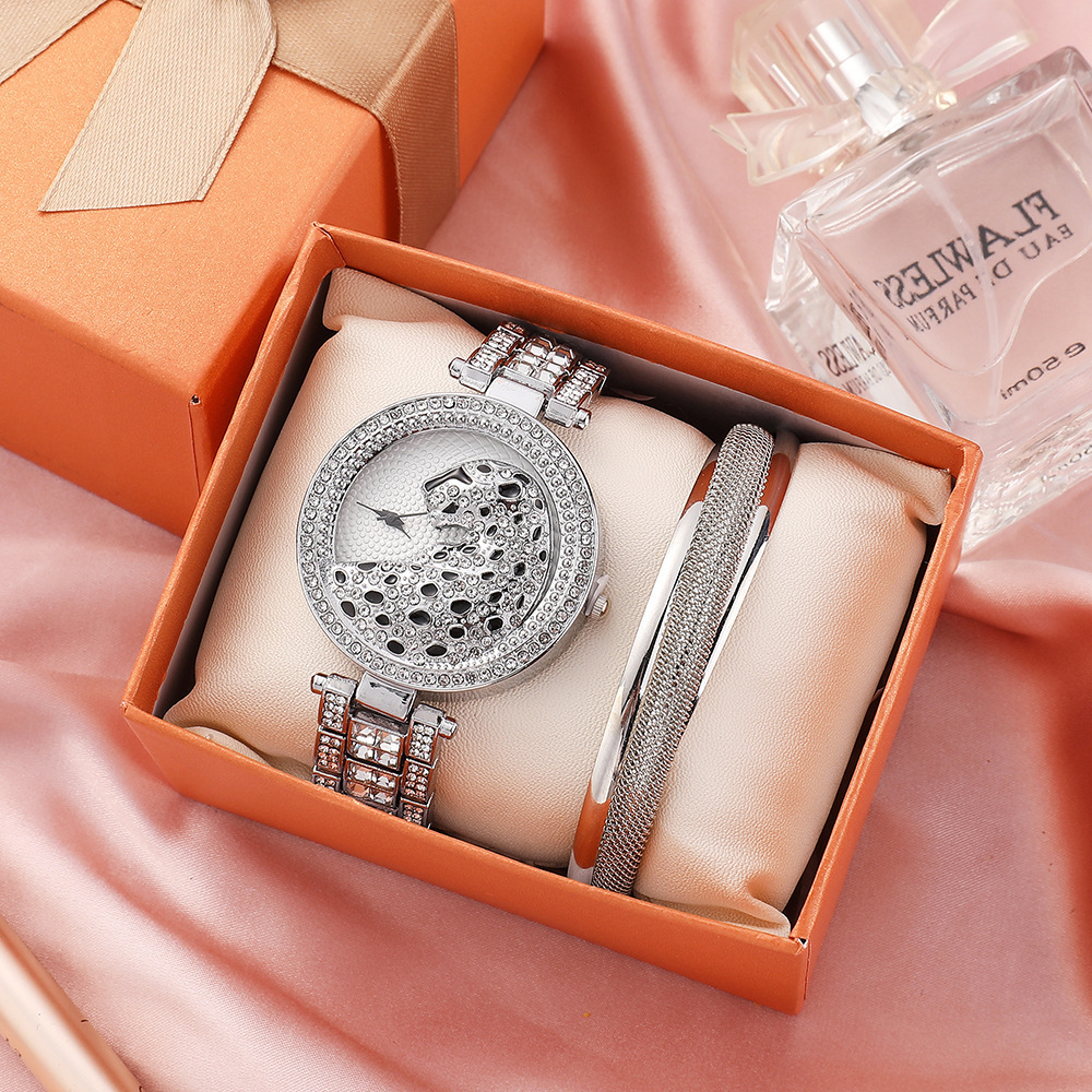 Montre Quartz Strass Motif Léopard avec Diamants – Image 3