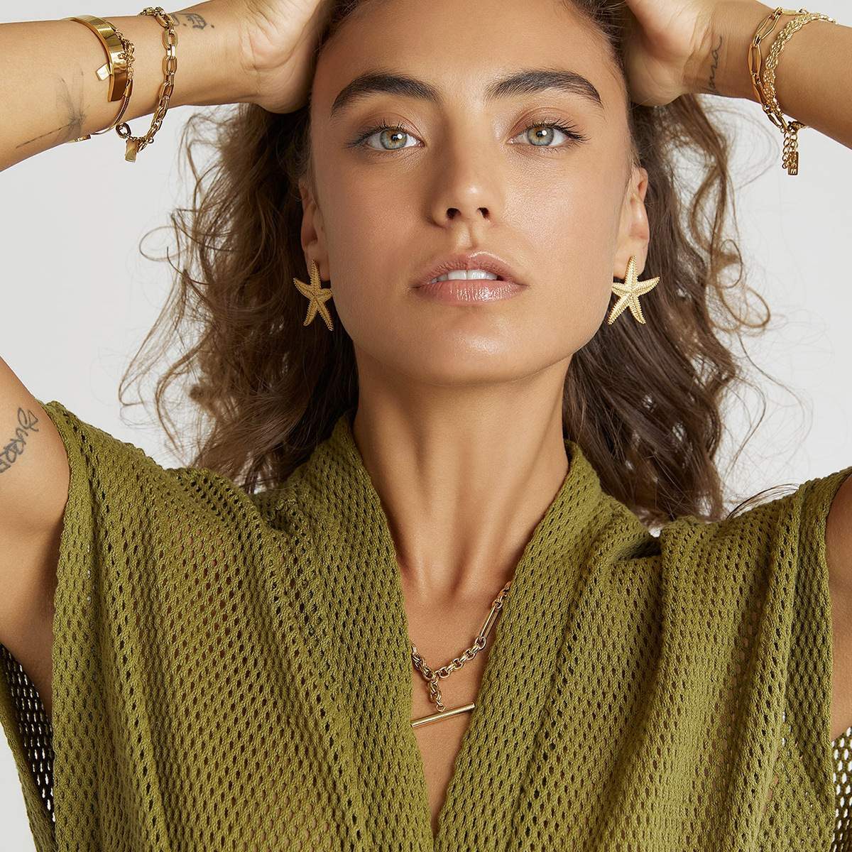 Boucles d'oreilles étoiles de mer sereines en or – Image 3